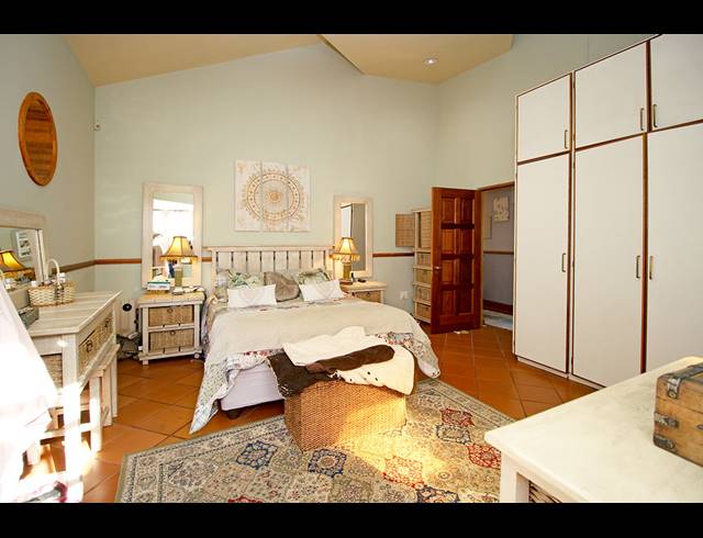 3 BEDROOM HOUSE FOR SALE IN KENSINGTON